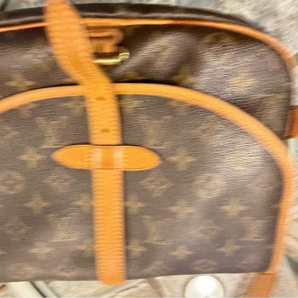 Authentic Louis Vuitton Brown Monogram Bag - Picture 10 of 15